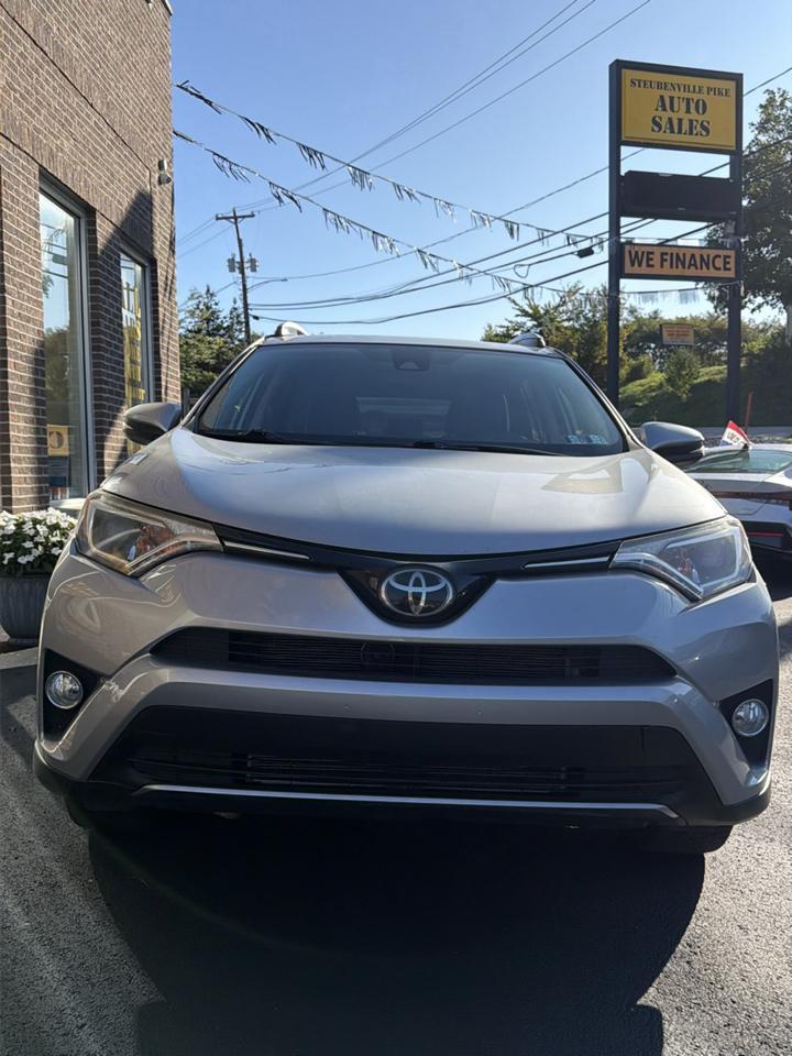 Toyota RAV4 XLE AWD 2018