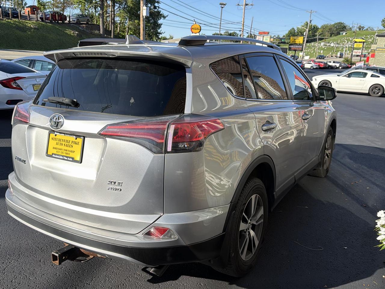 Toyota RAV4 XLE AWD 2018