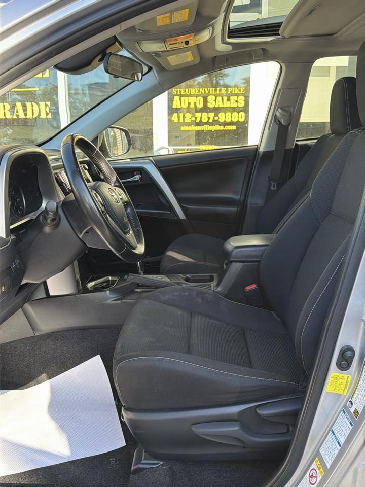 Toyota RAV4 XLE AWD 2018