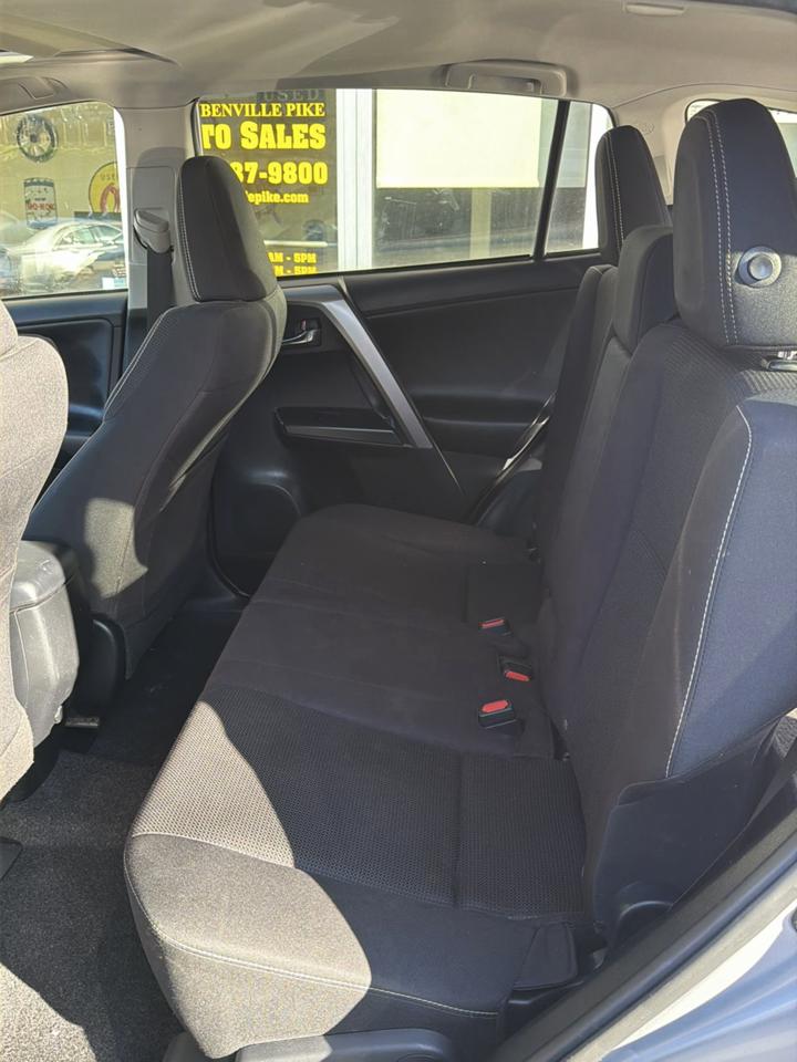 Toyota RAV4 XLE AWD 2018