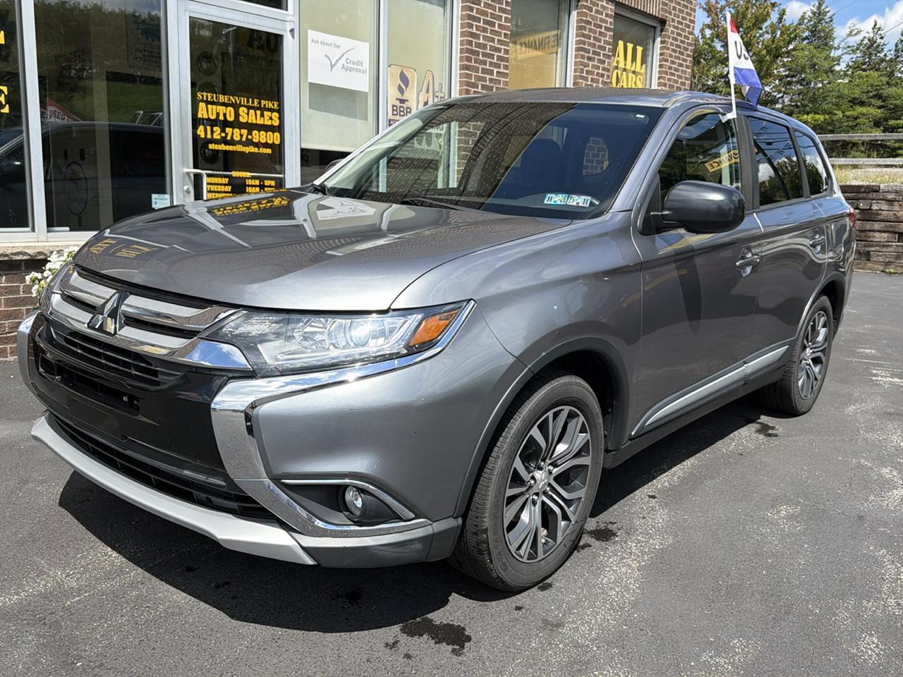 Mitsubishi Outlander ES 2WD 2016