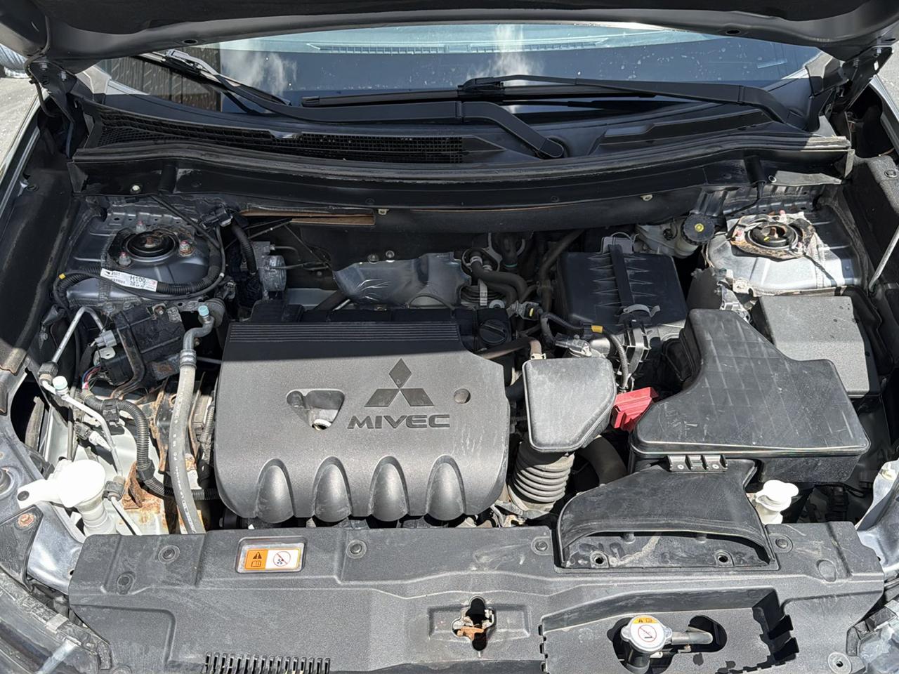 Mitsubishi Outlander ES 2WD 2016