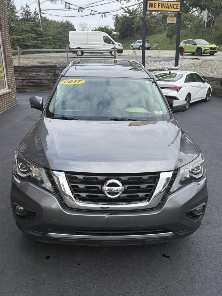 Nissan Pathfinder Platinum 4WD 2017
