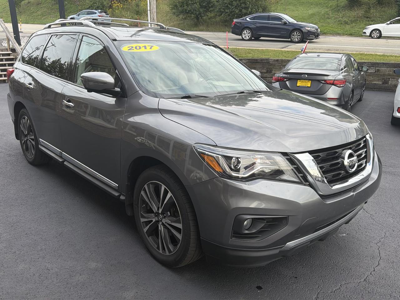 Nissan Pathfinder Platinum 4WD 2017