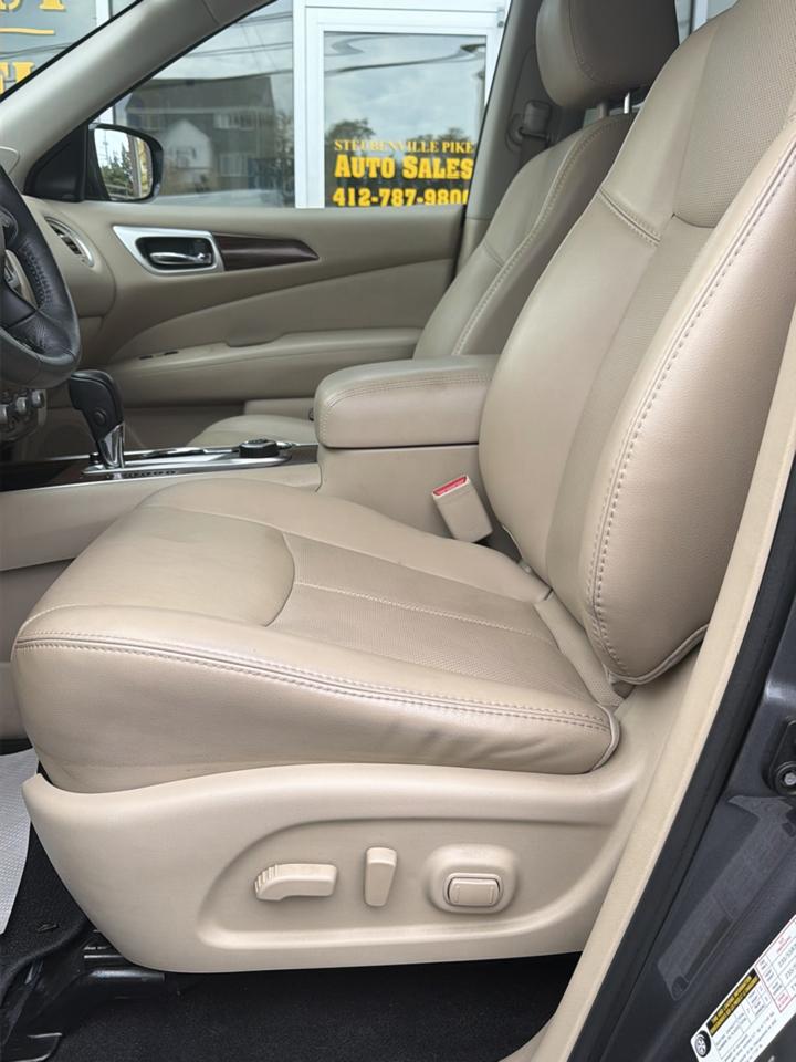 Nissan Pathfinder Platinum 4WD 2017