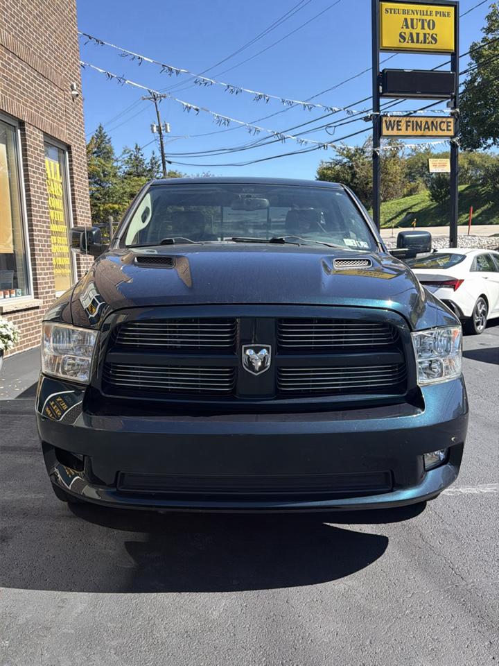 RAM 1500 ST LWB 4WD 2011