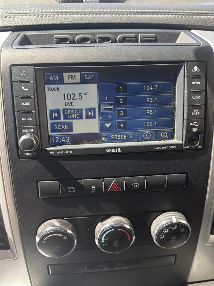 RAM 1500 ST LWB 4WD 2011
