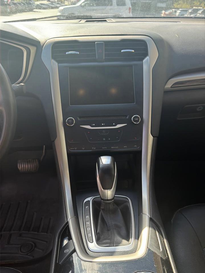 Ford Fusion SE 2014