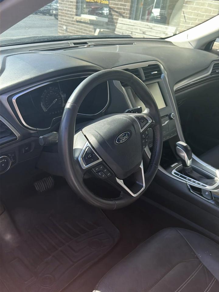 Ford Fusion SE 2014