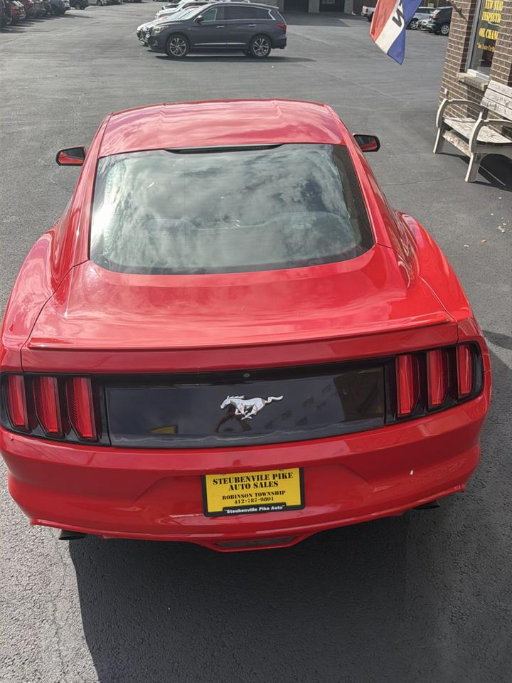 Ford Mustang EcoBoost Coupe 2015
