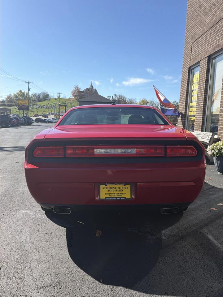 Dodge Challenger SXT 2013