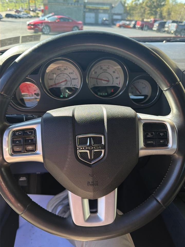 Dodge Challenger SXT 2013
