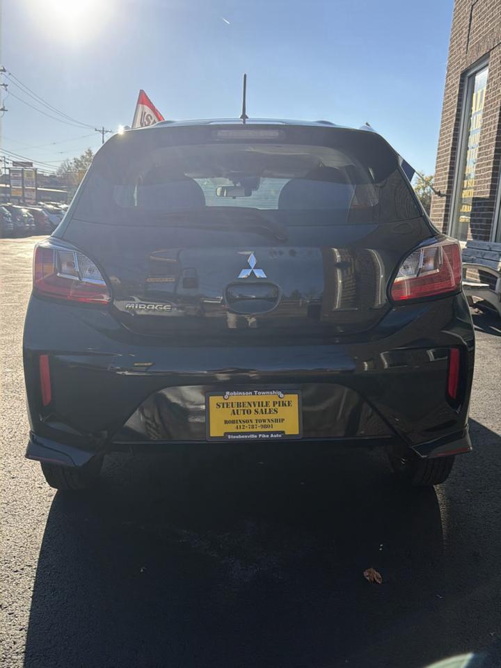 Mitsubishi Mirage ES CVT 2022