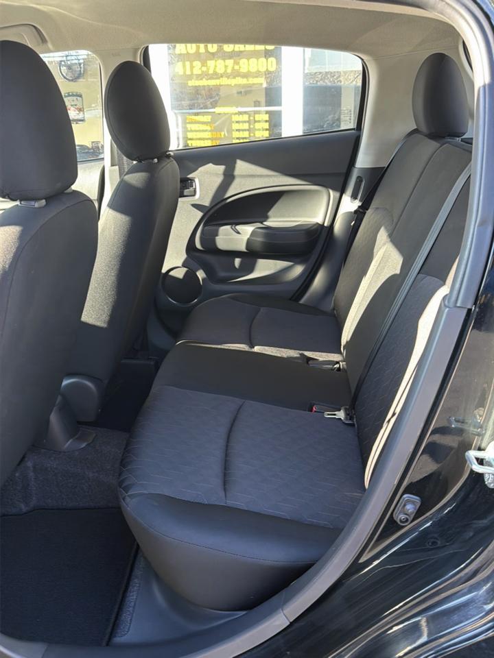Mitsubishi Mirage ES CVT 2022
