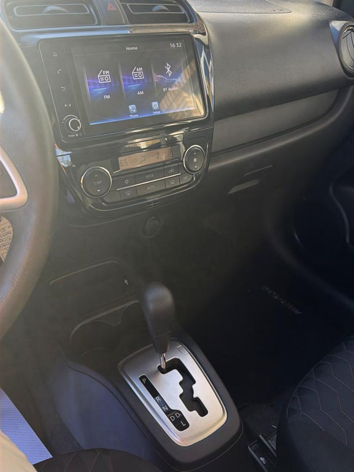 Mitsubishi Mirage ES CVT 2022