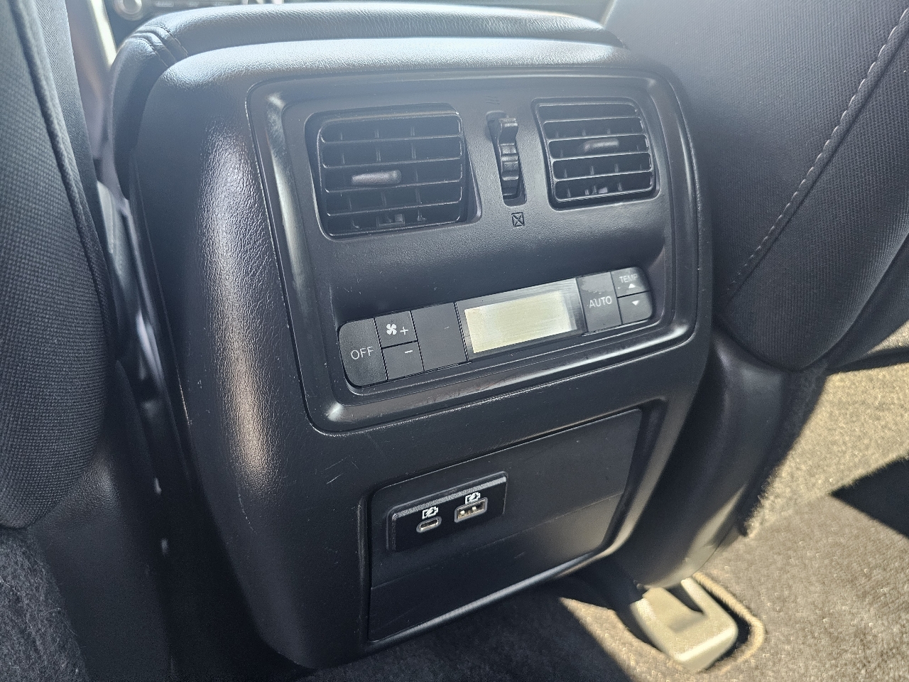 Nissan Pathfinder SV 4WD 2020 Nissan Pathfinder SV 4WD 2020