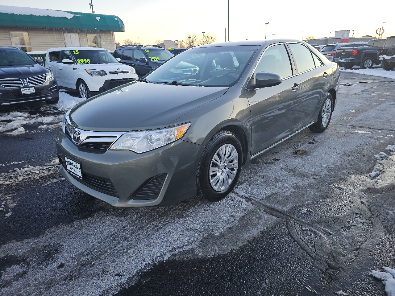 Toyota Camry 4dr Sdn LE Auto 2014