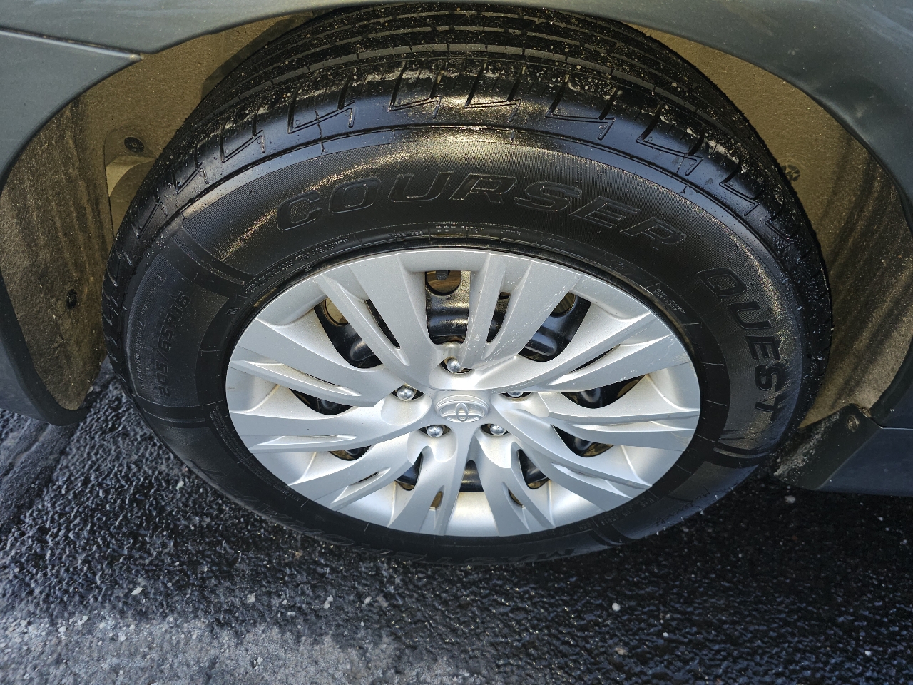 Toyota Camry 4dr Sdn LE Auto 2014