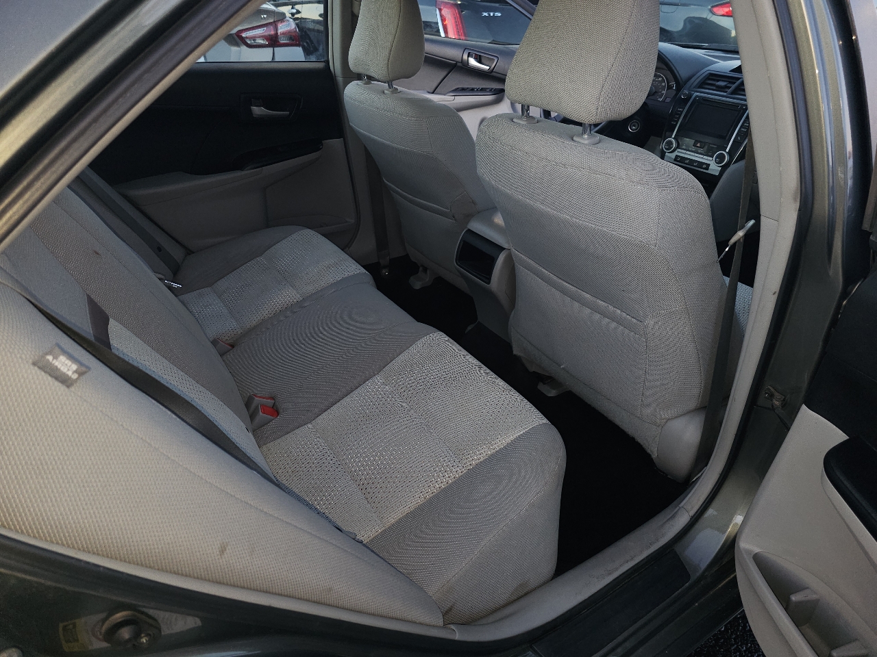 Toyota Camry 4dr Sdn LE Auto 2014