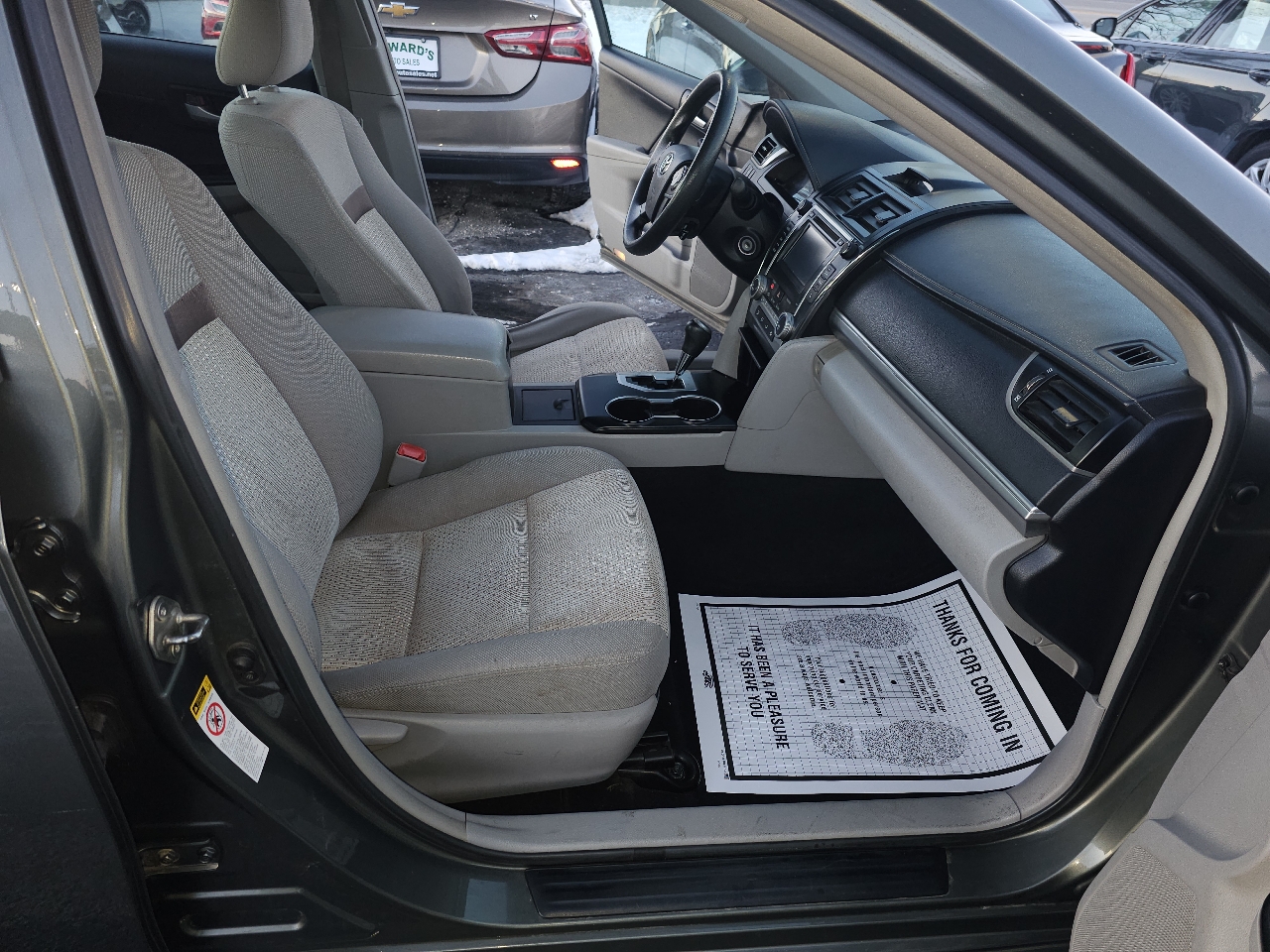 Toyota Camry 4dr Sdn LE Auto 2014