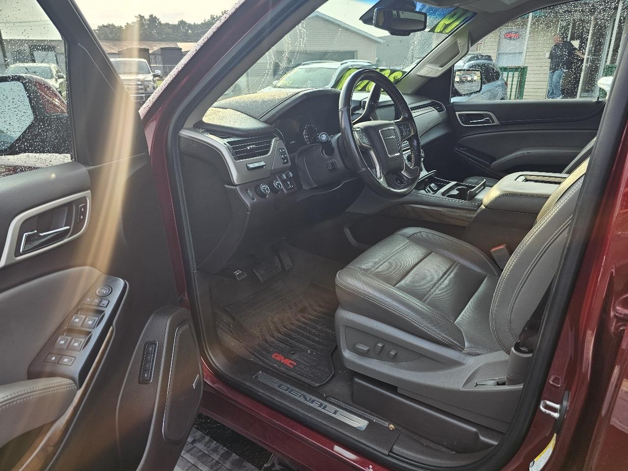 2019 GMC Yukon Denali - Photo 7