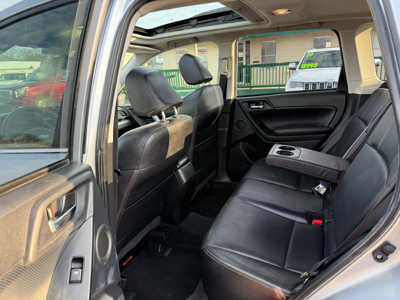 Subaru Forester 2.5i Touring 2014