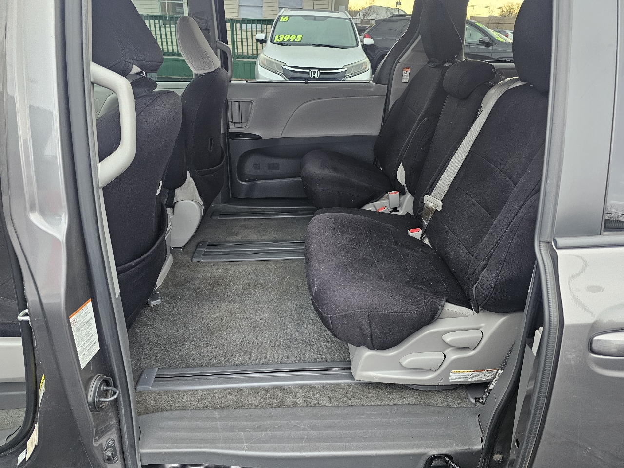 Toyota Sienna LE 8-Passenger 2018
