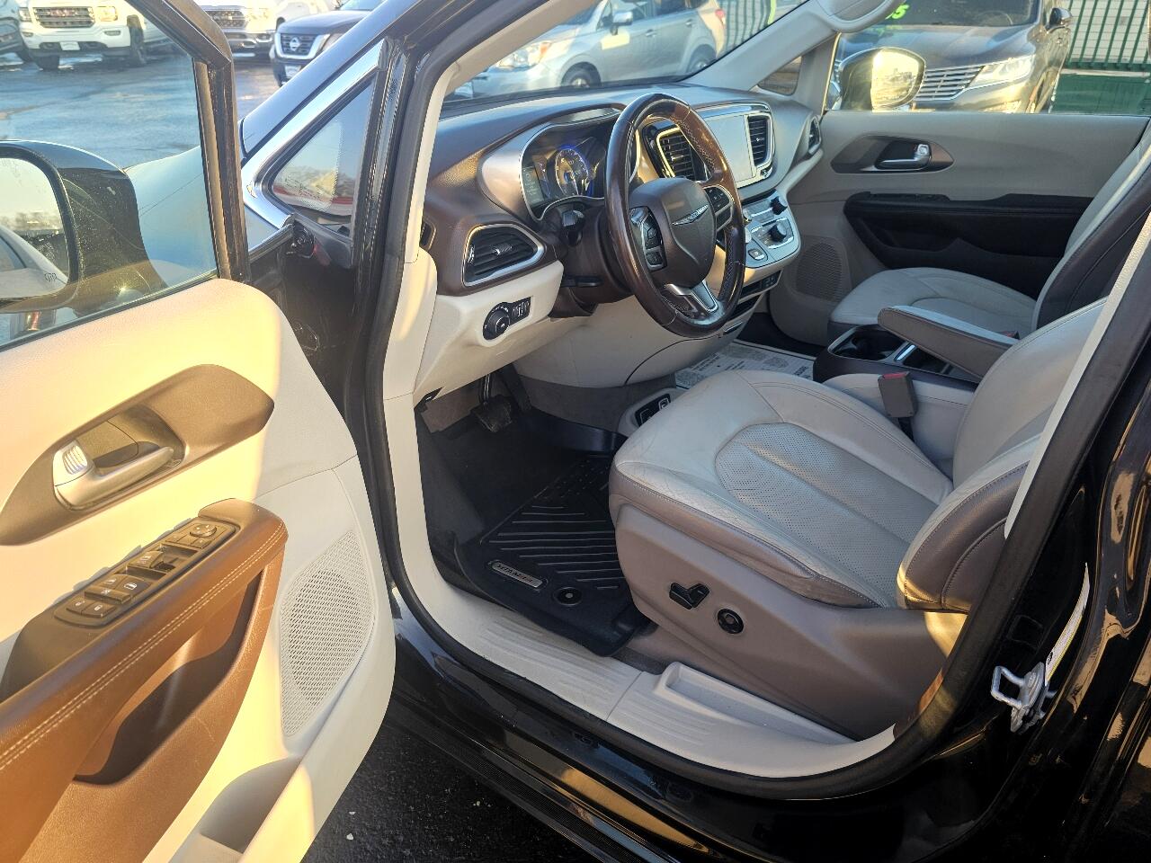 Chrysler Pacifica Touring-L 2018