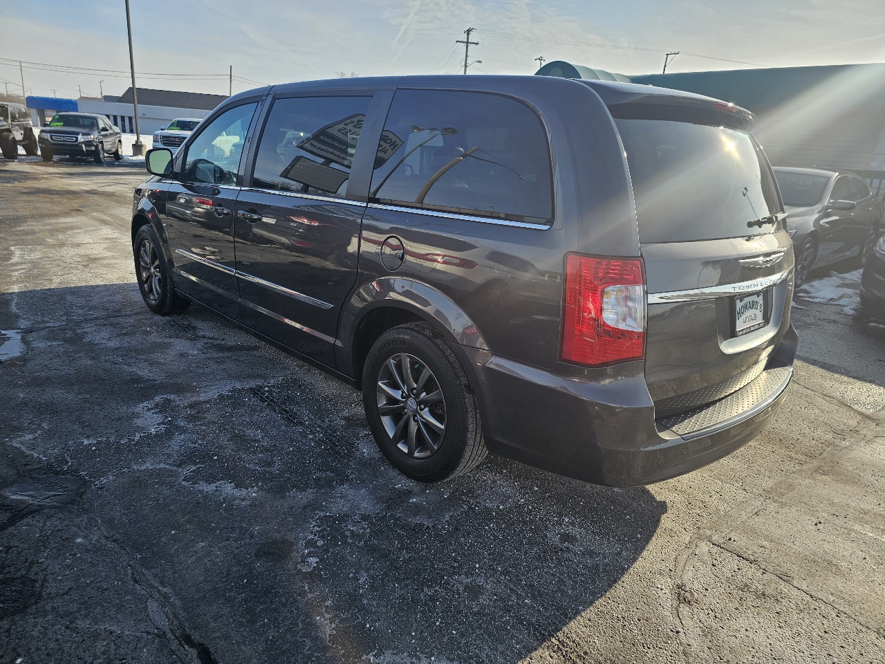 Chrysler Town & Country S 2015