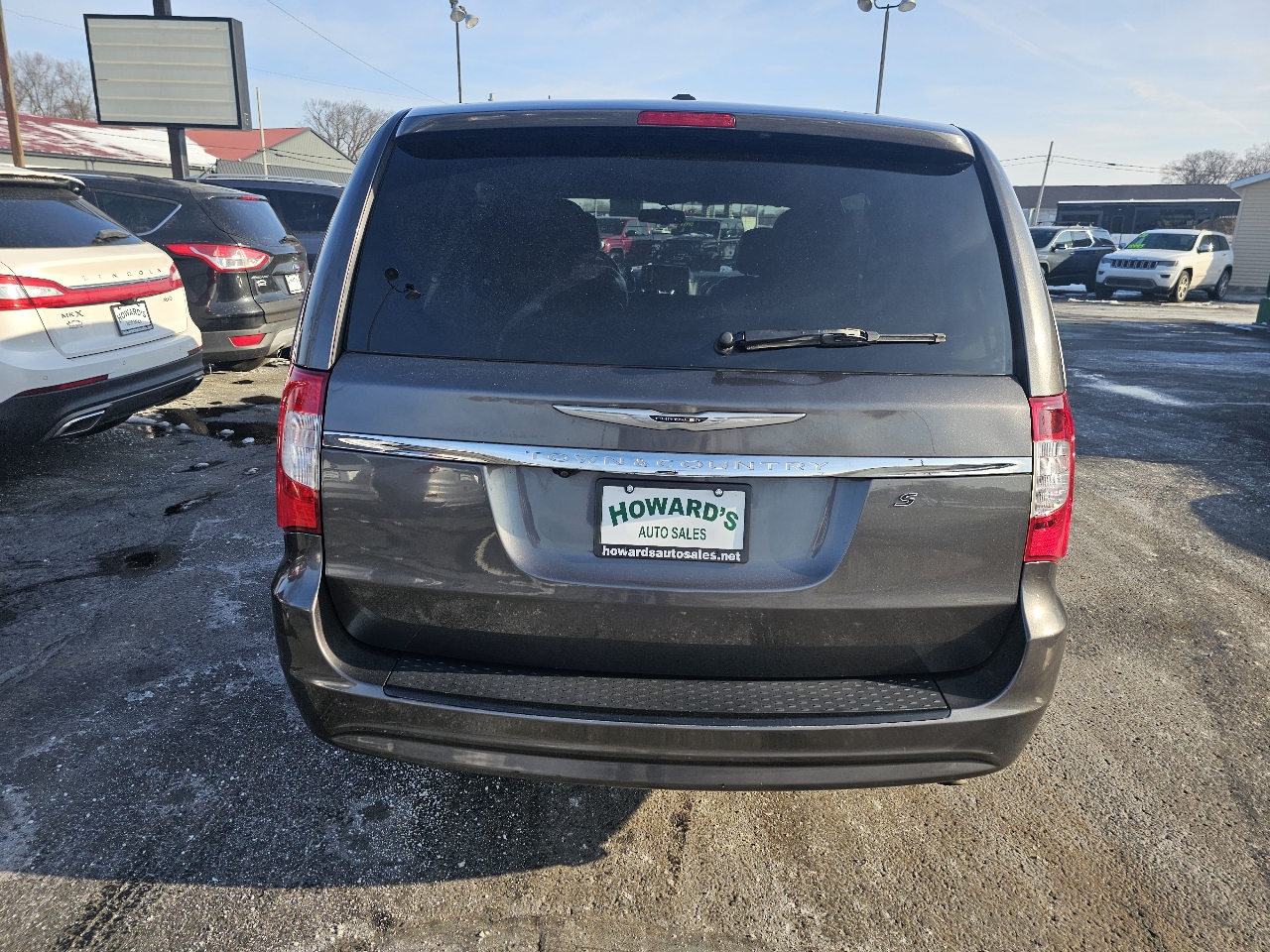 Chrysler Town & Country S 2015