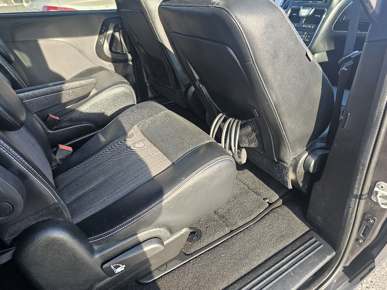 Chrysler Town & Country S 2015