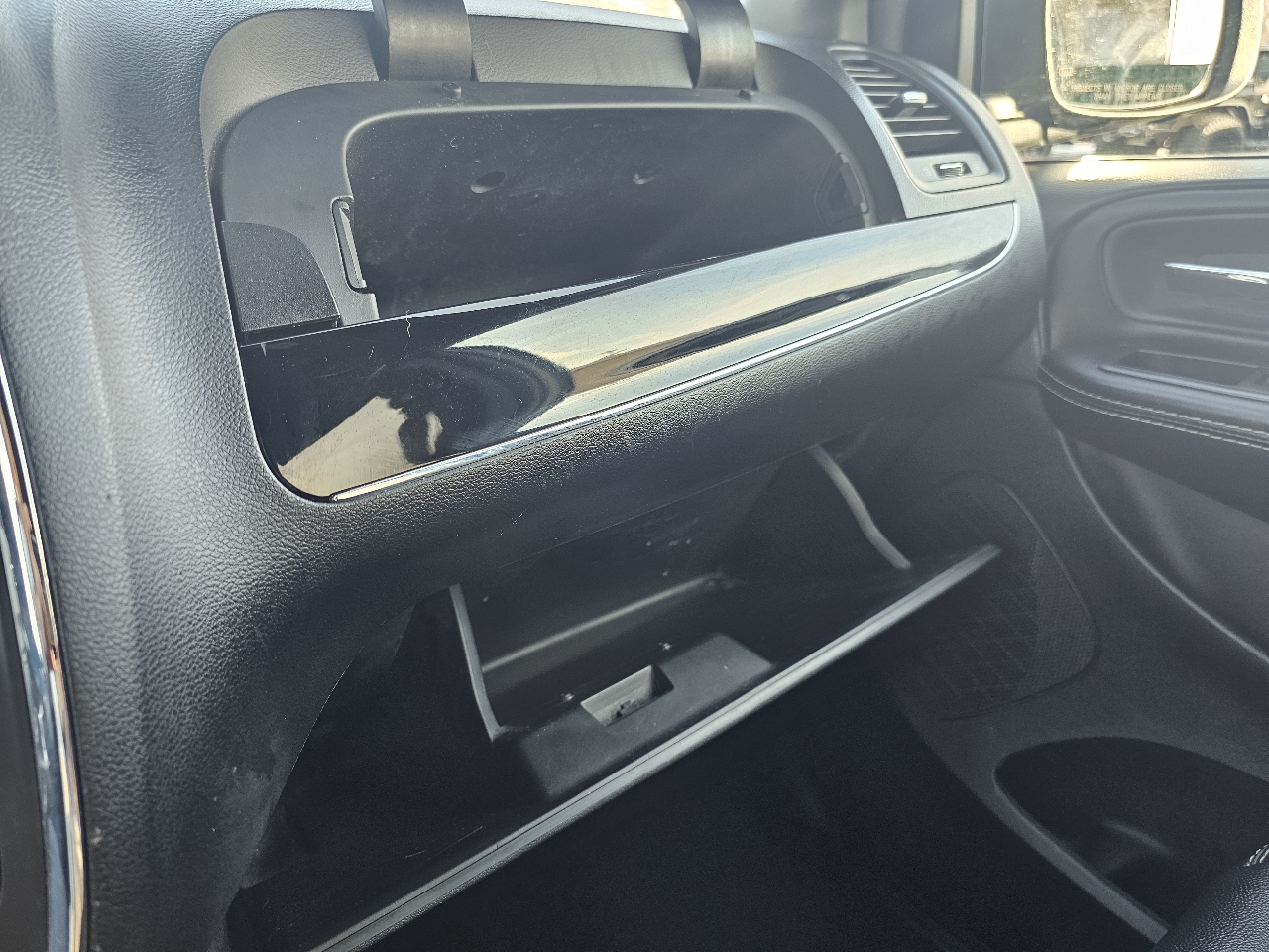 Chrysler Town & Country S 2015