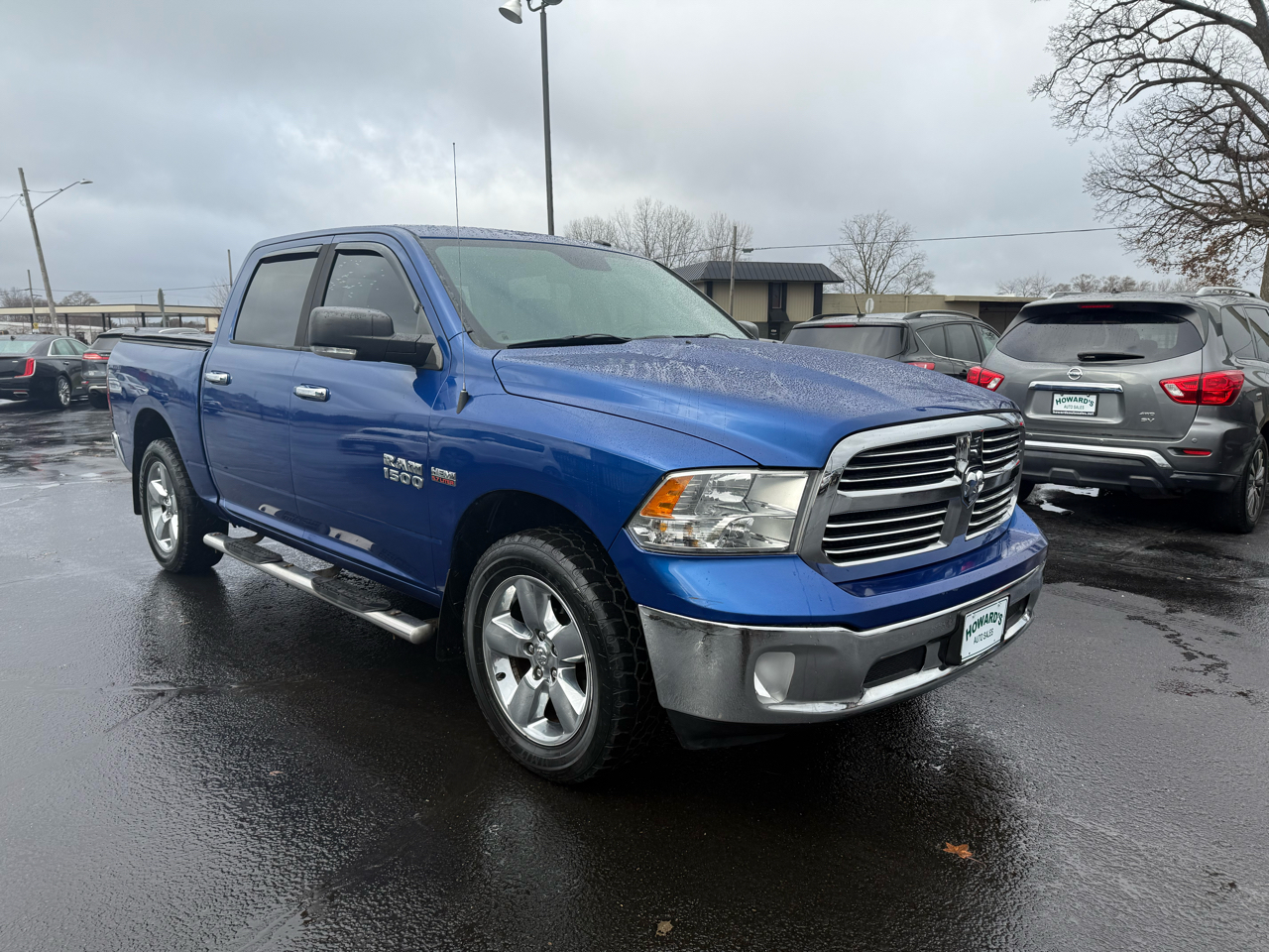 RAM 1500 SLT Crew Cab SWB 4WD 2015