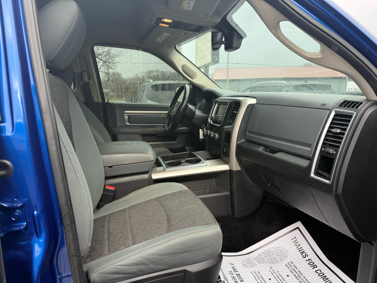 RAM 1500 SLT Crew Cab SWB 4WD 2015