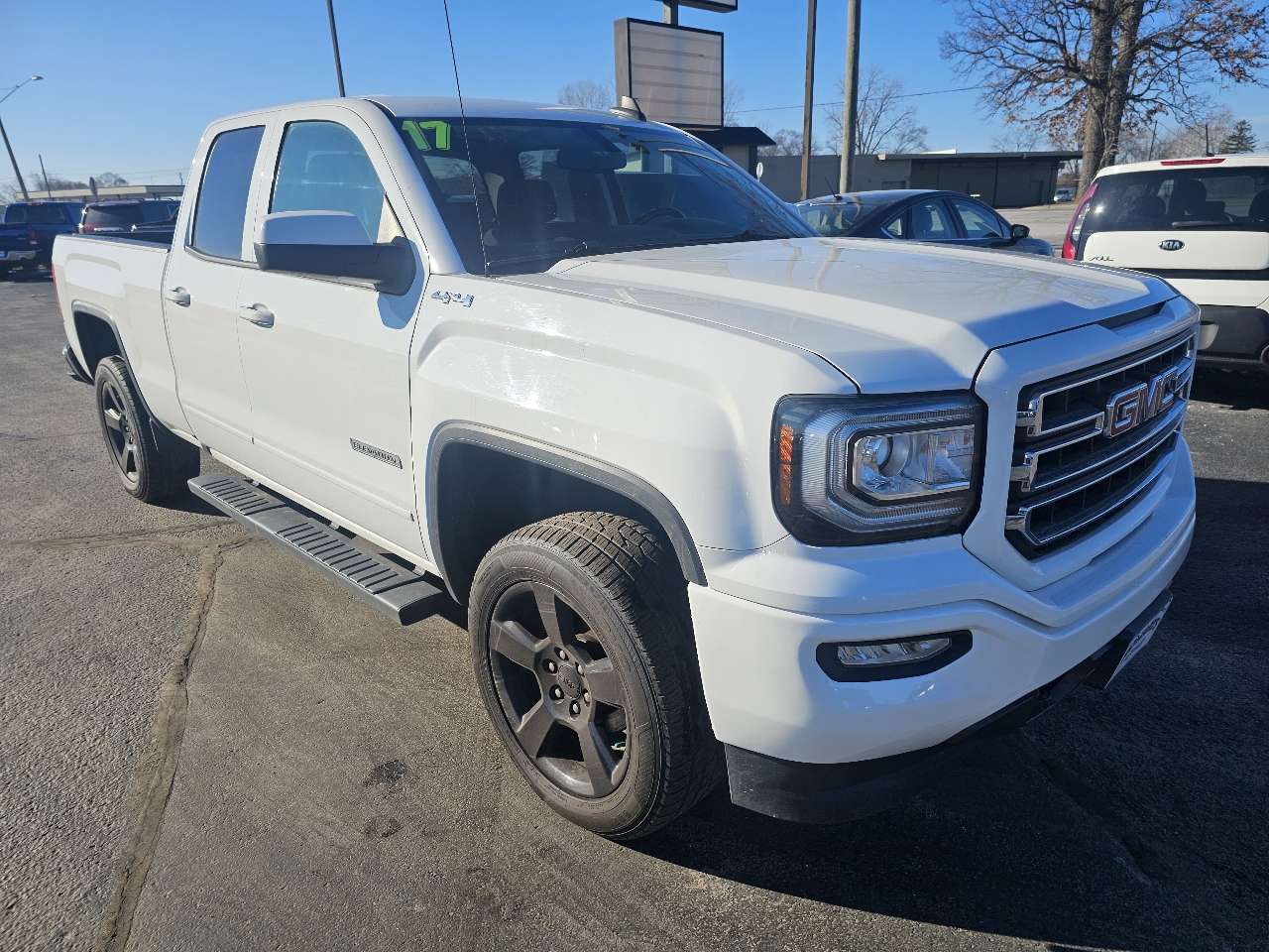 GMC Sierra 1500 SLE Double Cab 4WD 2017