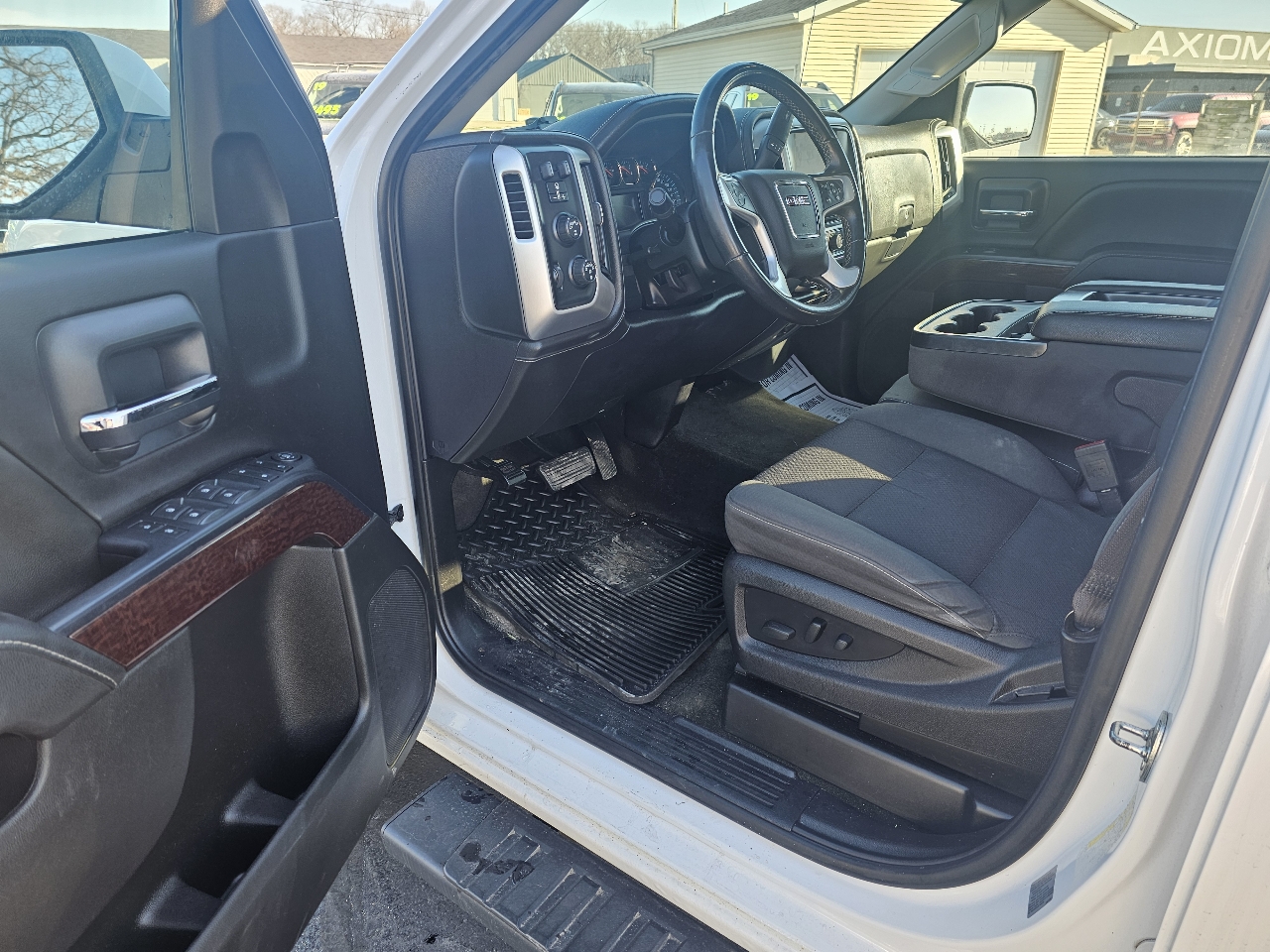 GMC Sierra 1500 SLE Double Cab 4WD 2017