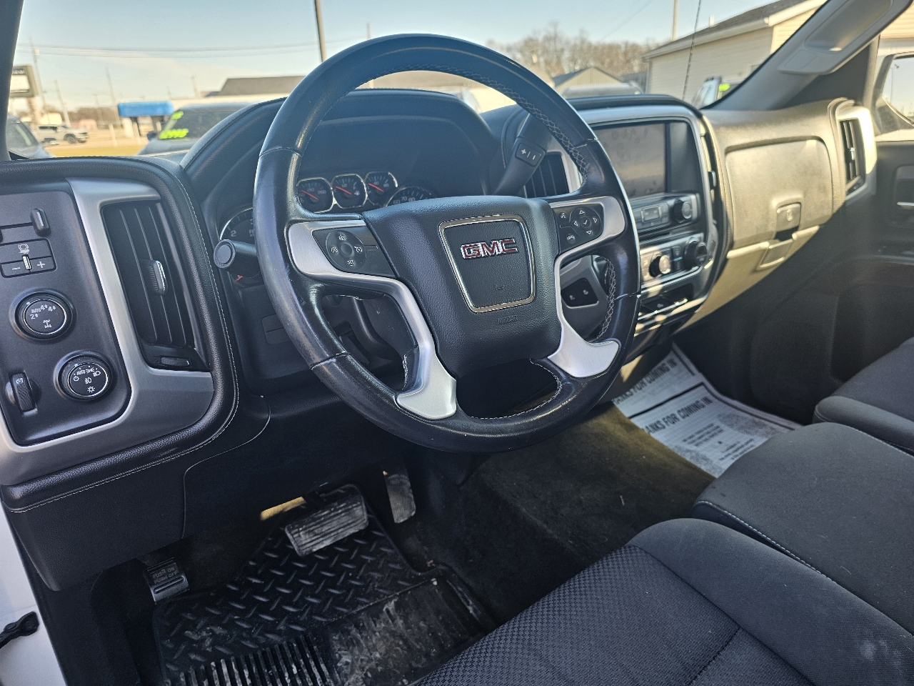 GMC Sierra 1500 SLE Double Cab 4WD 2017