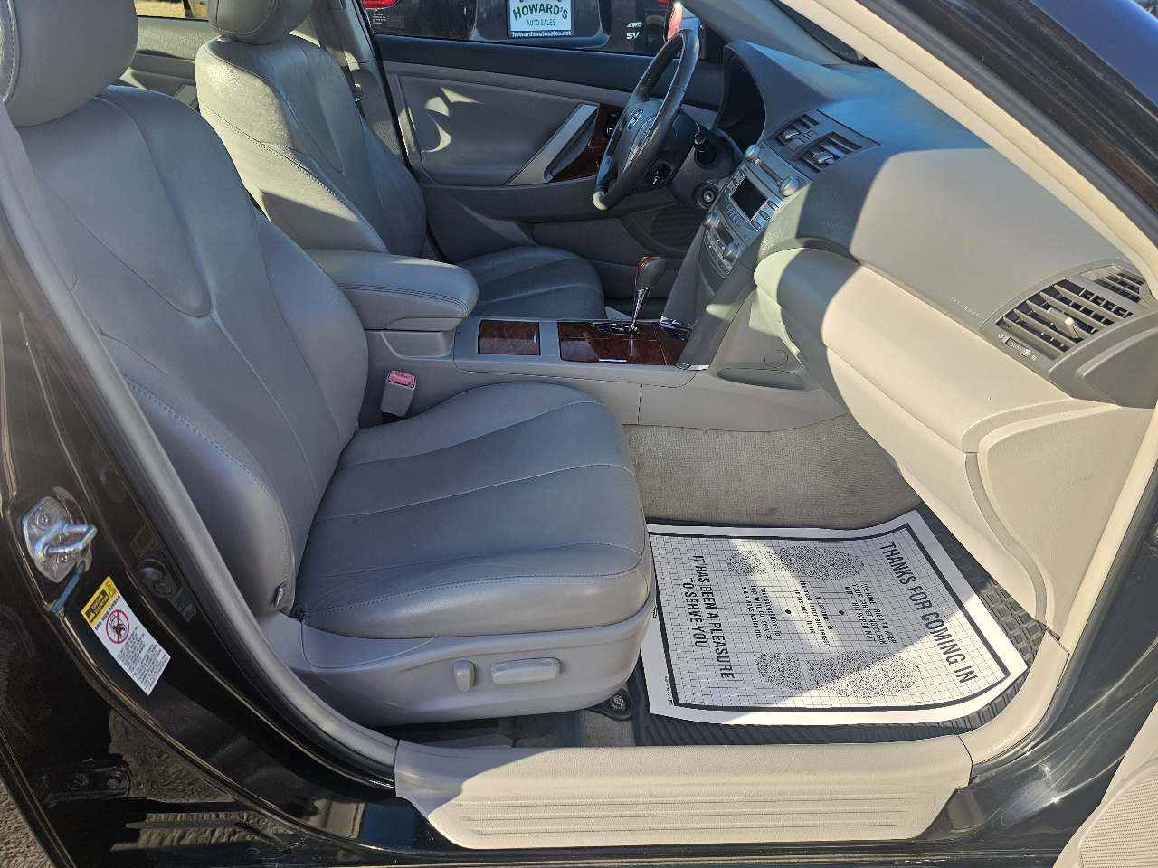 Toyota Camry XLE 2011