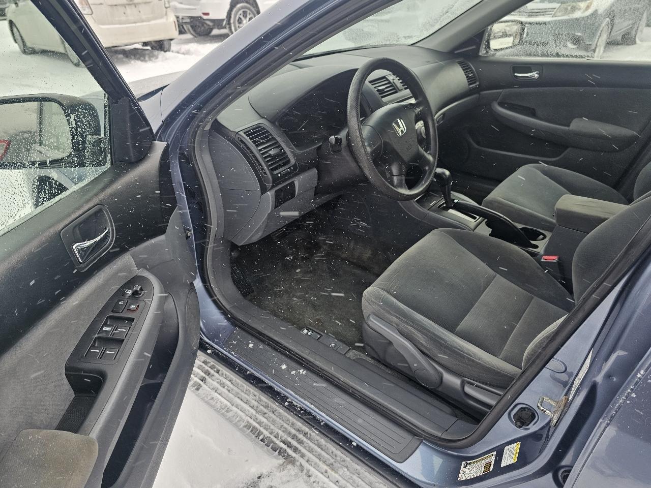 Honda Accord LX sedan AT 2007