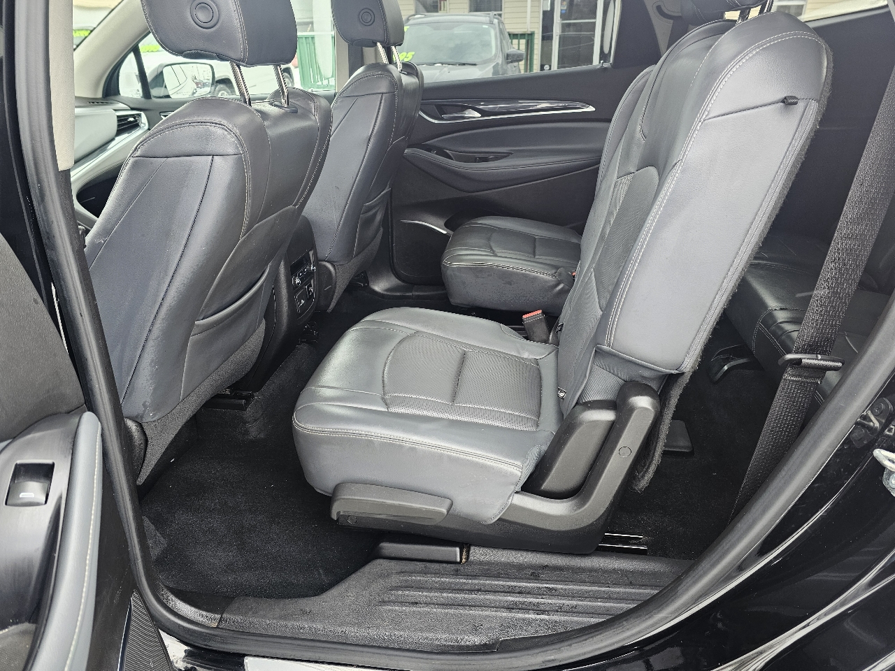 Buick Enclave Essence AWD 2018