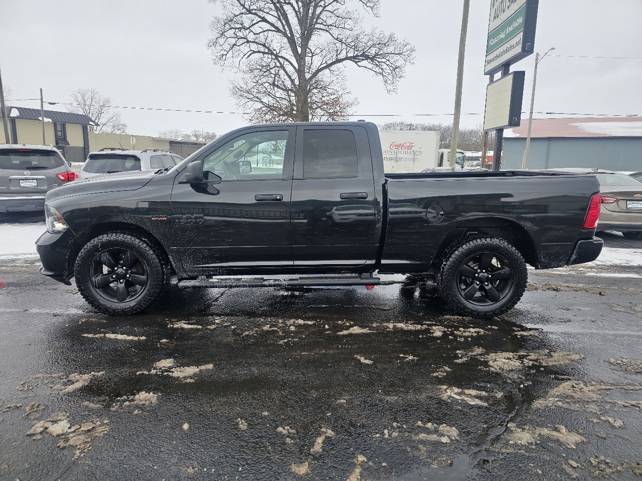 RAM 1500 Tradesman Quad Cab 4WD 2018