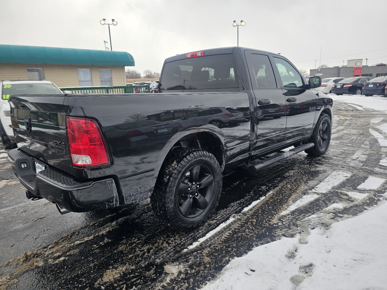 RAM 1500 Tradesman Quad Cab 4WD 2018