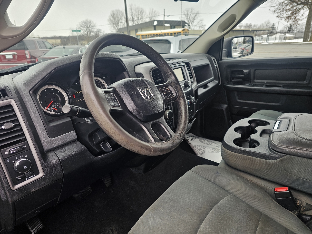 RAM 1500 Tradesman Quad Cab 4WD 2018