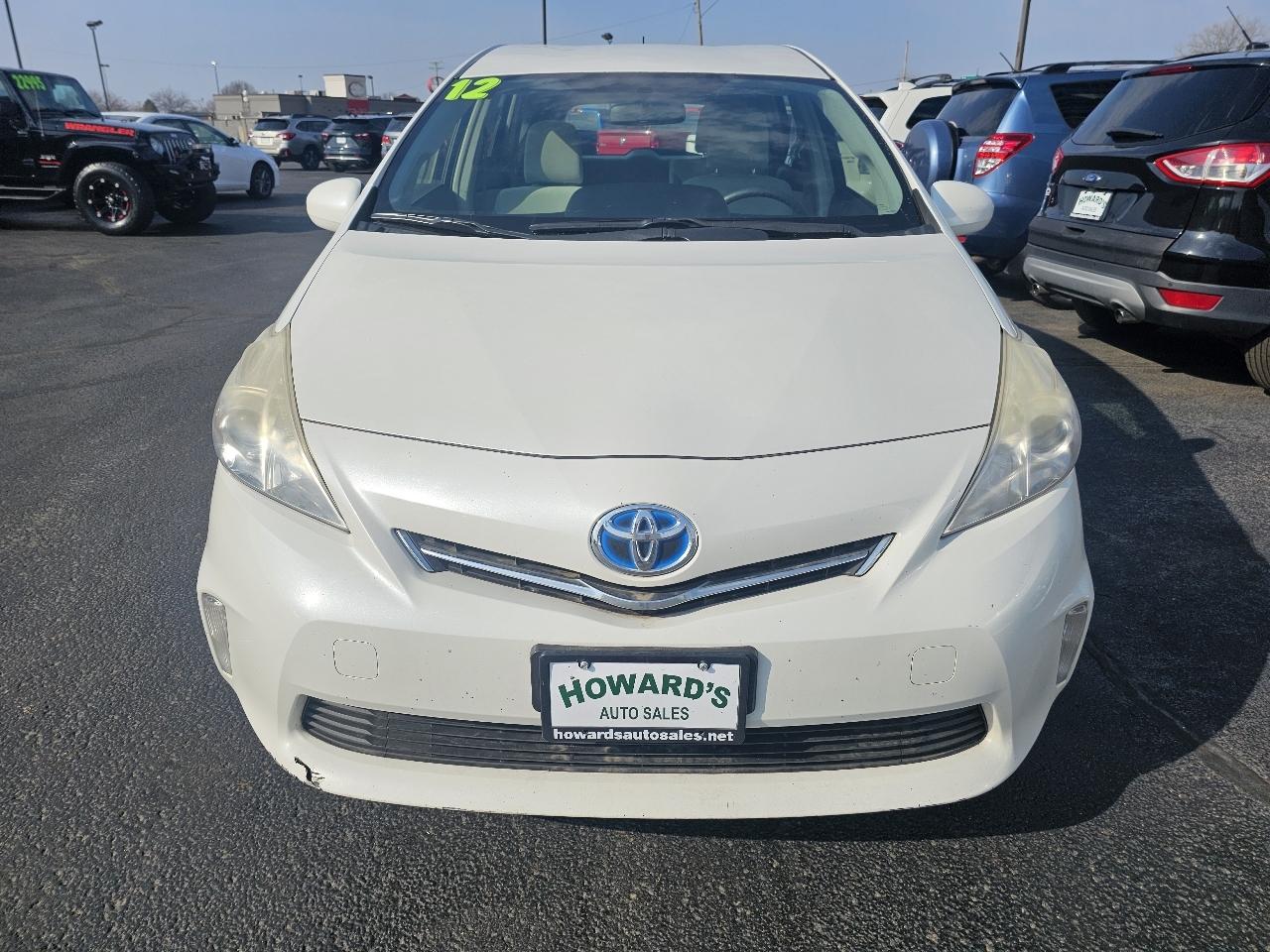 Toyota Prius V Two 2012