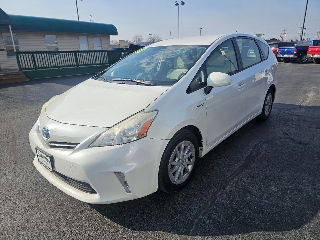 Toyota Prius V Two 2012
