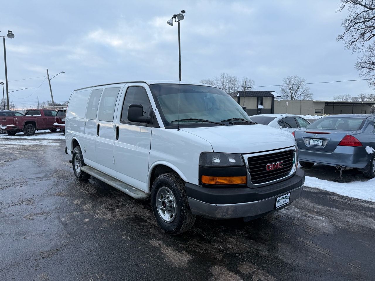 GMC Savana G2500 Cargo 2016