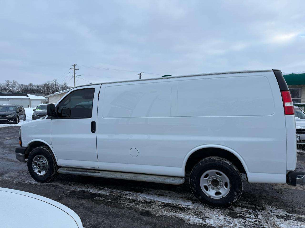 GMC Savana G2500 Cargo 2016