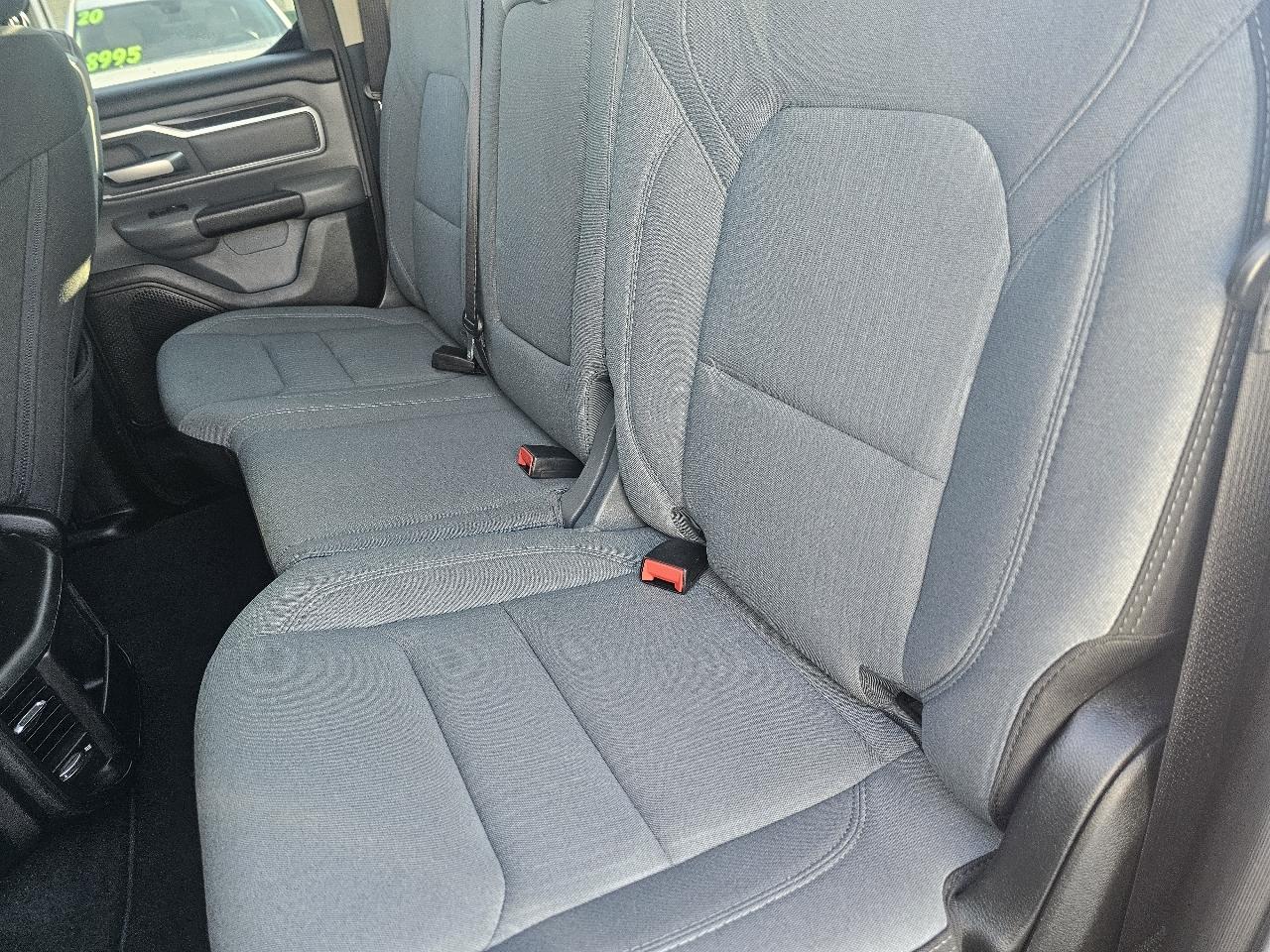 RAM 1500 Big Horn Quad Cab 4WD 2020