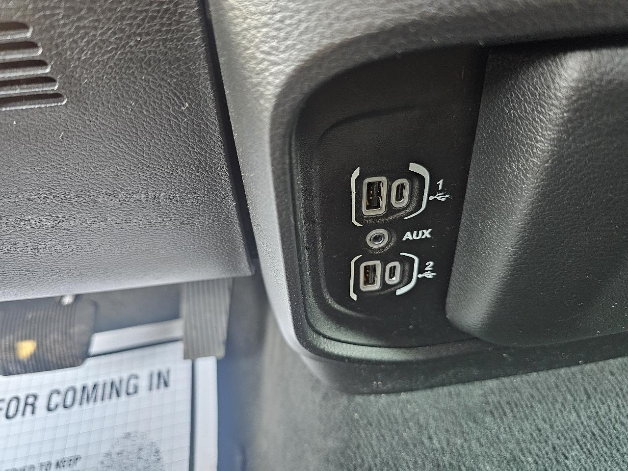 RAM 1500 Big Horn Quad Cab 4WD 2020