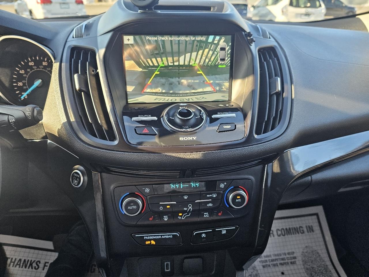 Ford Escape Titanium 4WD 2017